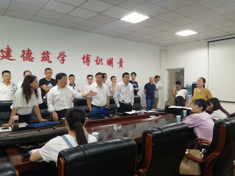 9001cc金沙首页工会组织全院教职工歌咏比赛练习2.jpg