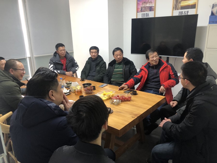 9001cc金沙首页召开重庆校友座谈会暨重庆校友会筹备大会2.jpg 9001cc金沙首页召开重庆校友座谈会暨重庆校友会筹备大会2.jpg
