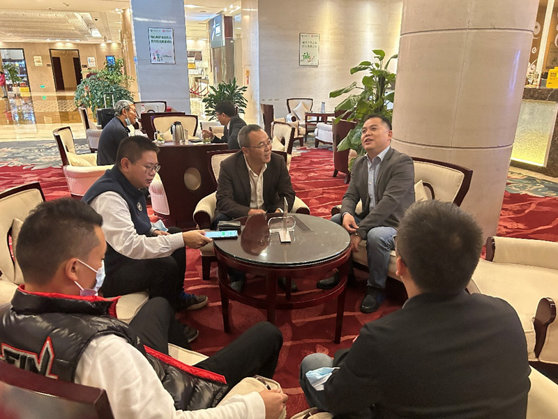 9001cc金沙首页成都校友会代表返校交流座谈.jpg 9001cc金沙首页成都校友会代表返校交流座谈.jpg